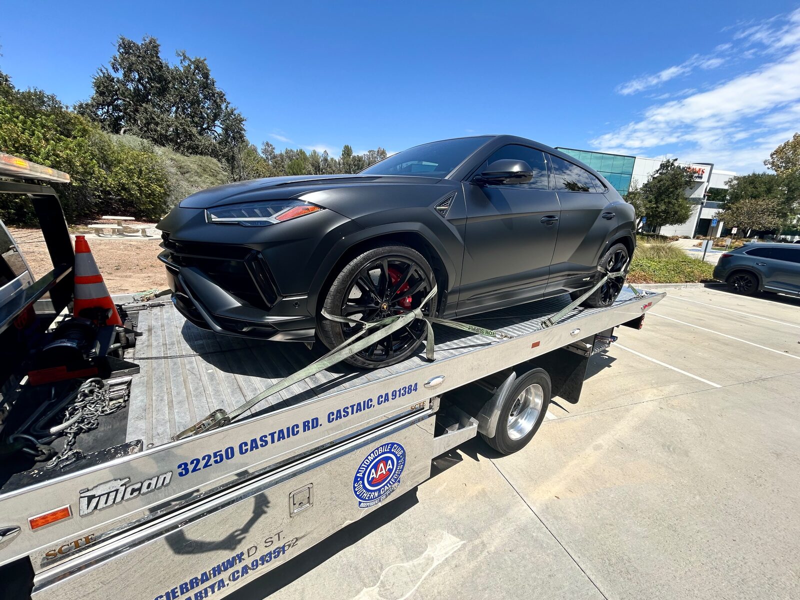 Castaic Towing serving Valencia